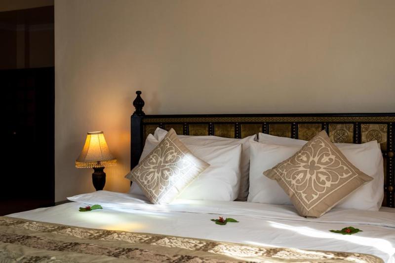 Golden Tulip Stonetown Boutique 4*